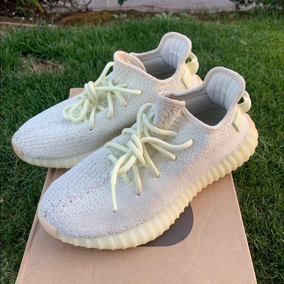 Yeezy 350 V2 butter - Picture 2 of 6